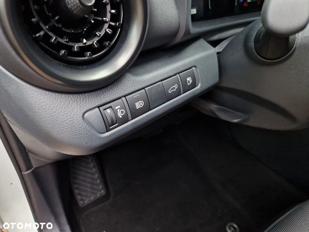 Toyota C-HR 2.0 Hybrid Dynamic Force Executive - 21