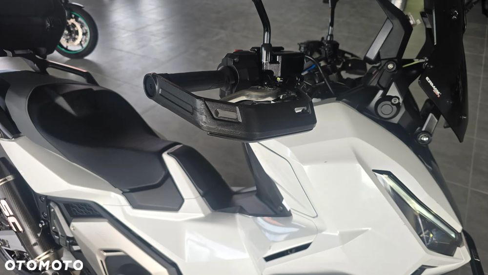 Honda X-ADV - 35