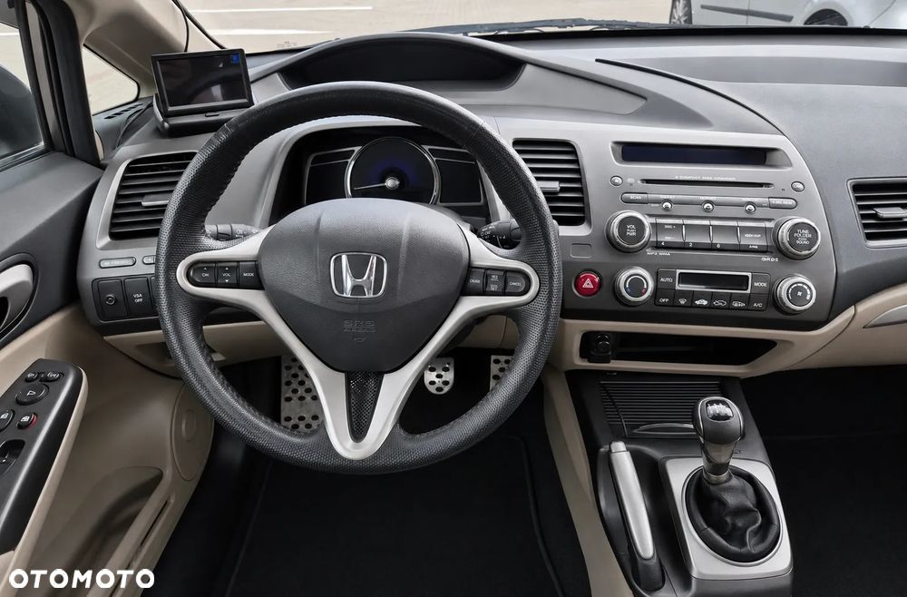 Honda Civic 1.8 Executive - 6