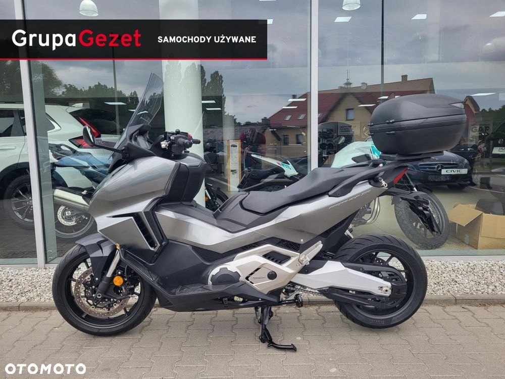 Honda NSS - 2