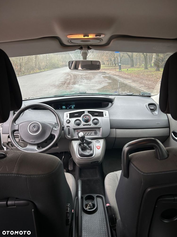 Renault Scenic 1.6 16V Authentique - 12