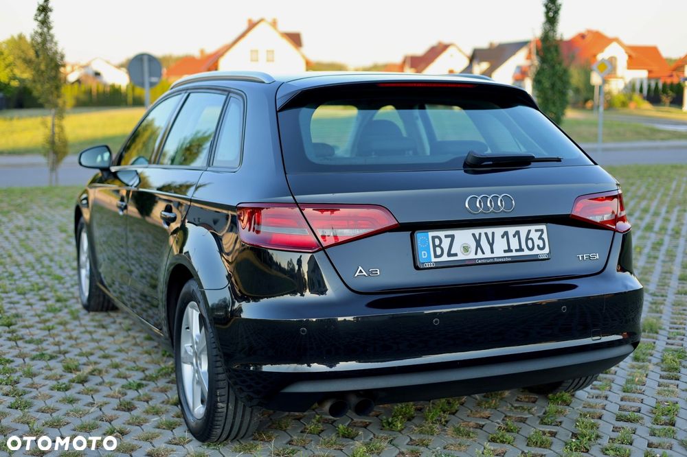Audi A3 Sportback 1.4 TFSI Ambiente - 15