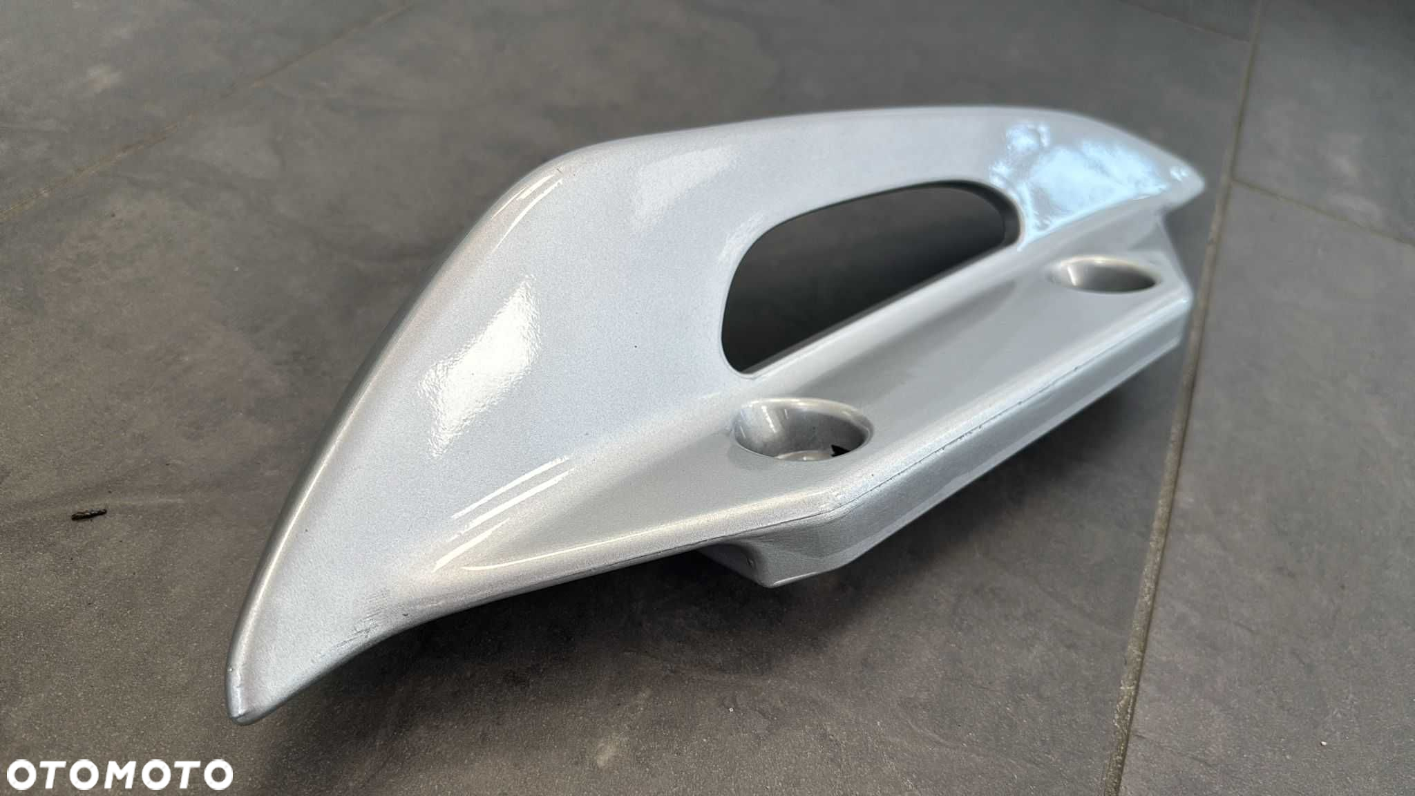 Uchwyt Rączka Pasażera Lewa Suzuki Burgman 125. 2007-13 [1380] - 2