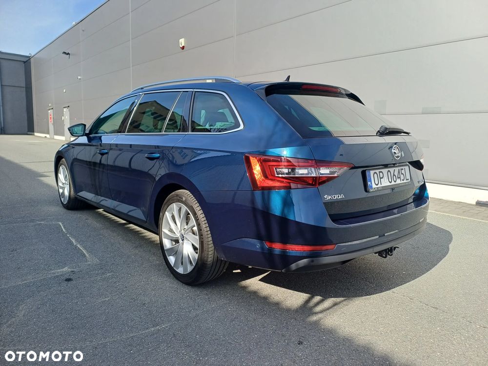 Skoda Superb 2.0 TDI Style DSG - 4