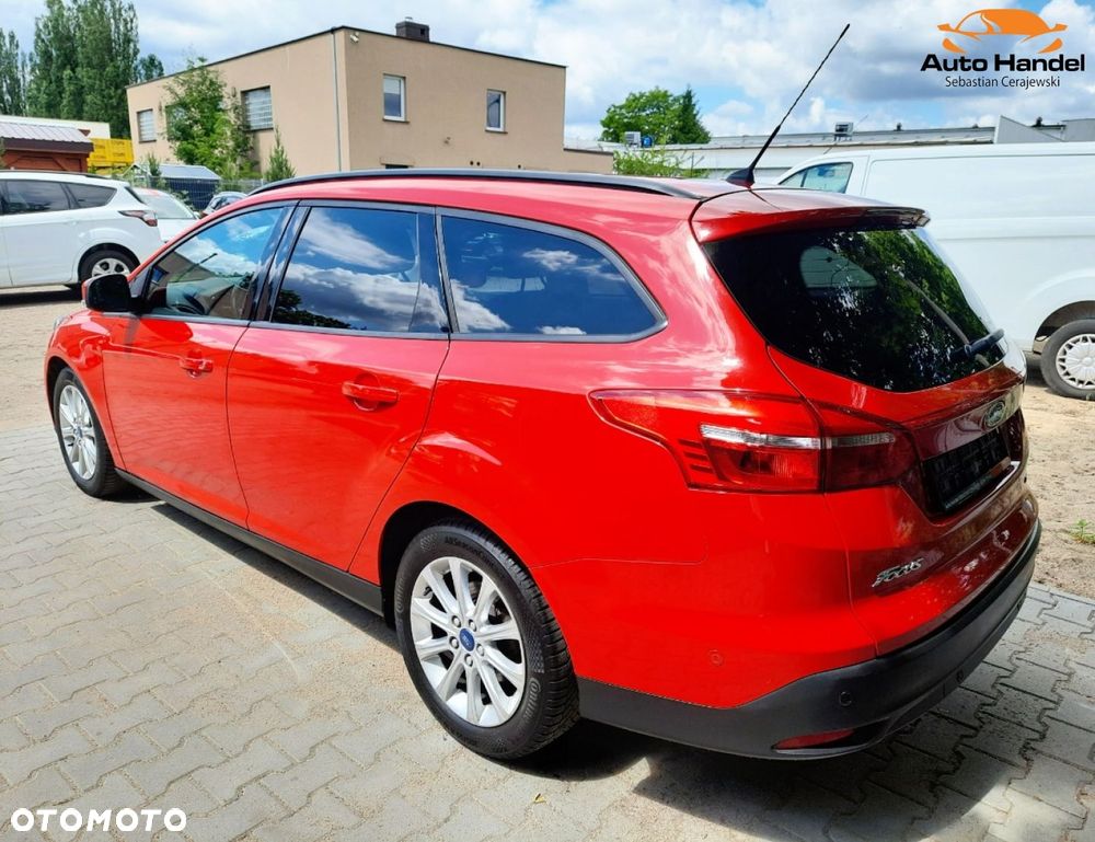 Ford Focus - 12