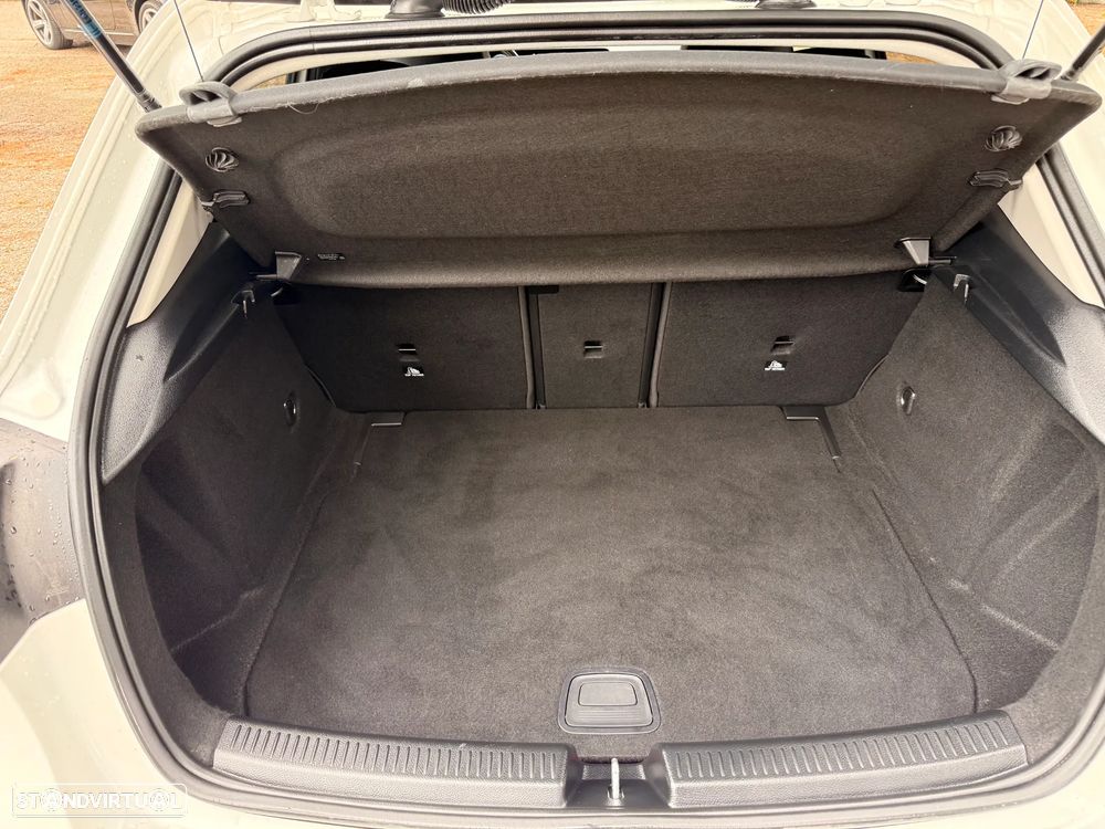 Mercedes-Benz A 180 d 7G-DCT AMG Line - 20