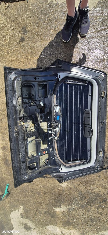 Haion Hyundai Tucson cu deschidere luneta 2006 - 3