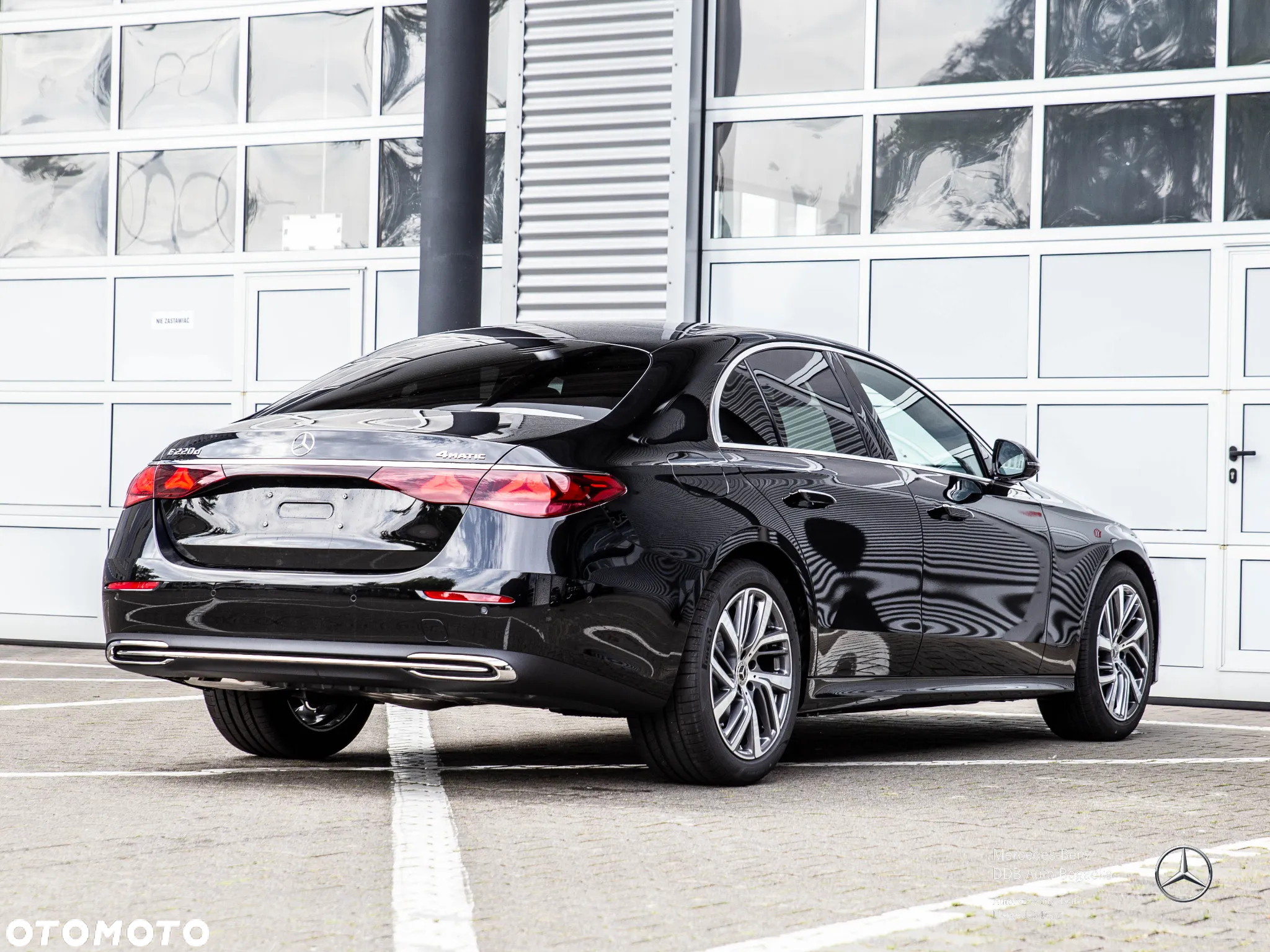 Mercedes-Benz Klasa E 220 d mHEV 4-Matic Avantgarde 9G-Tronic - 5