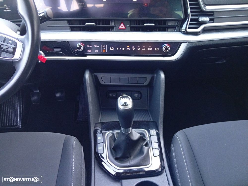 Kia Sportage 1.6 T-GDI Drive - 11