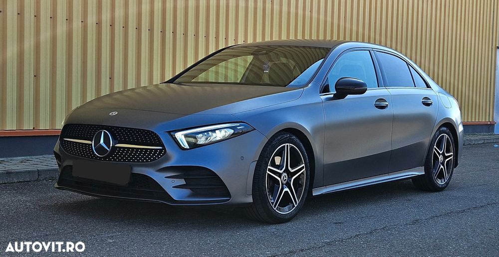 Mercedes-Benz A 200 Sedan 7G-DCT AMG Line - 2