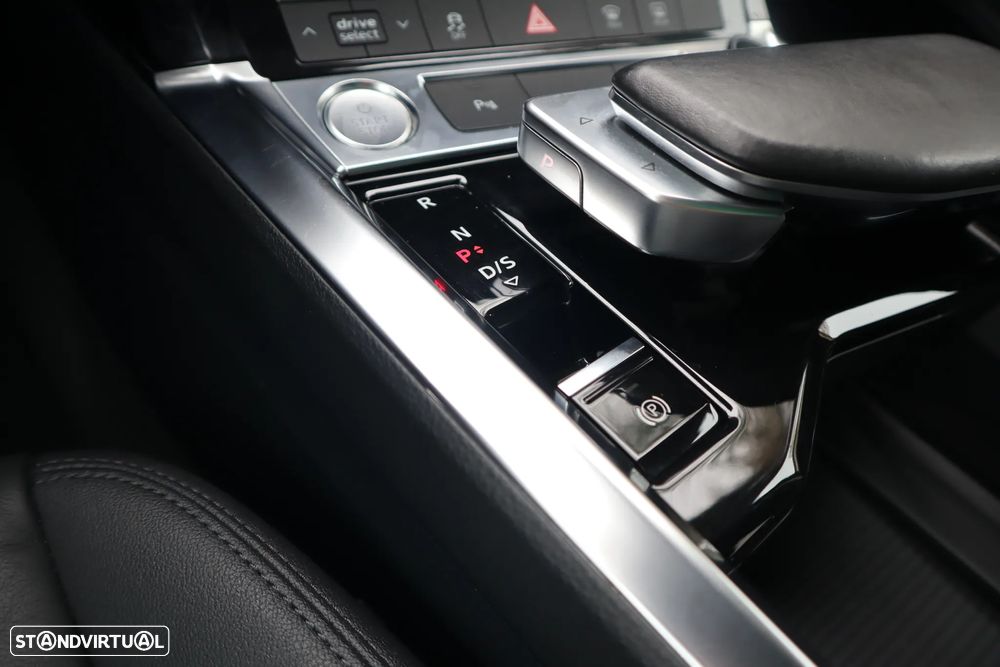 Audi e-tron 50 quattro Advanced - 30