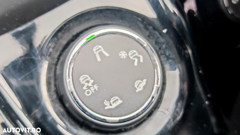 Peugeot 2008 PureTech 110 Stop&Start EAT6 Crossway - 20