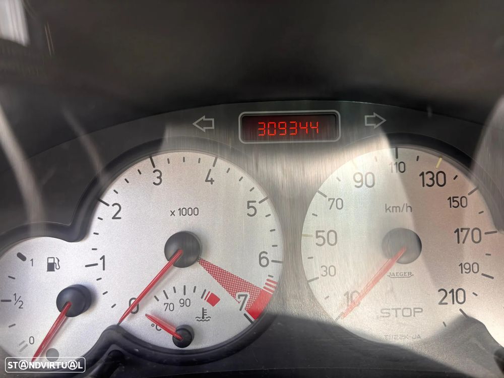 Peugeot 206 CC 1.6 - 11