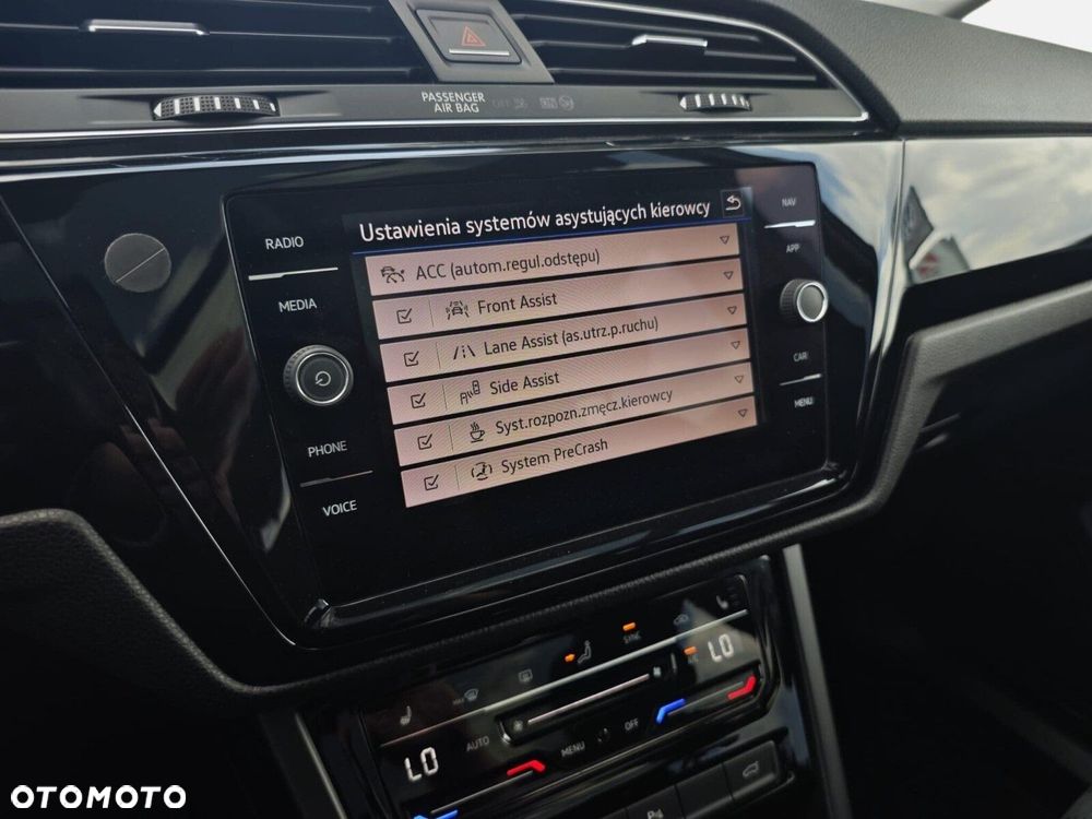 Volkswagen Touran 1.5 TSI EVO Highline DSG - 35
