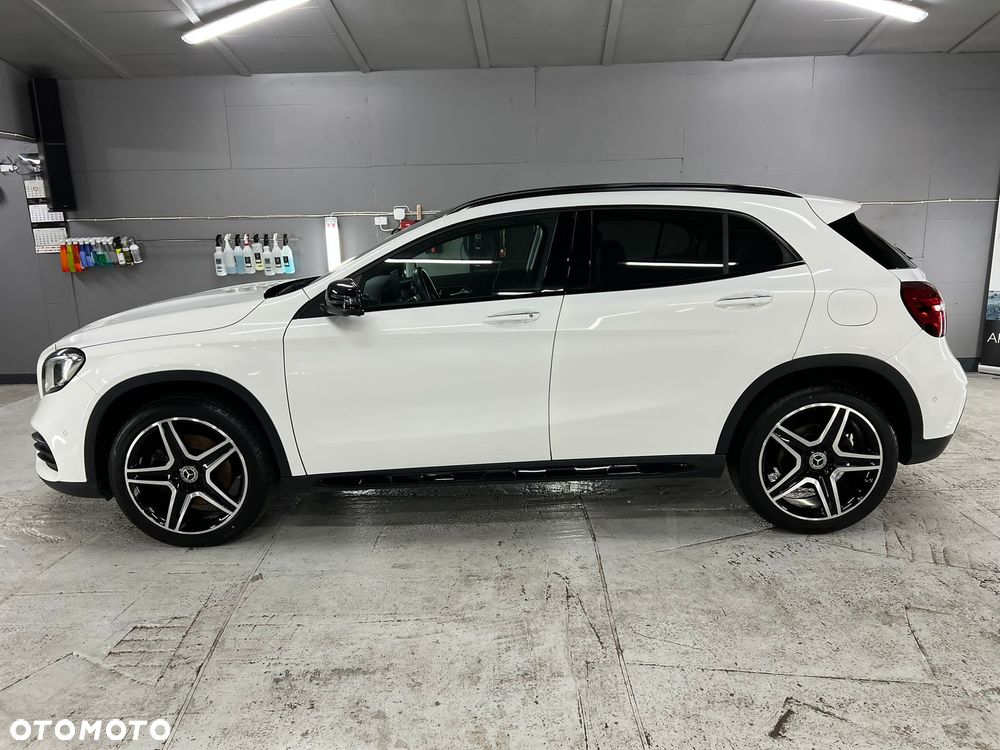 Mercedes-Benz GLA 220 4-Matic AMG Line - 4
