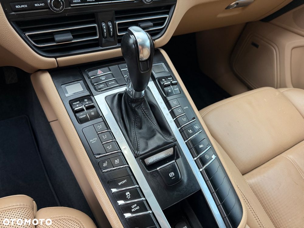Porsche Macan PDK - 30