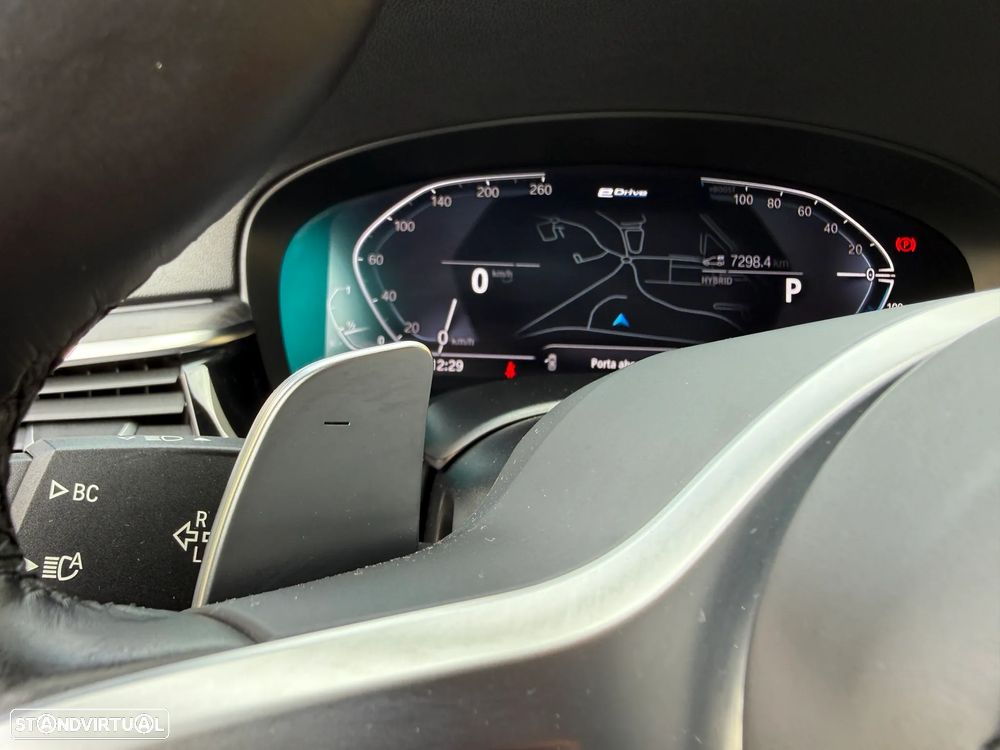 BMW 530 e Pack Desportivo M - 24