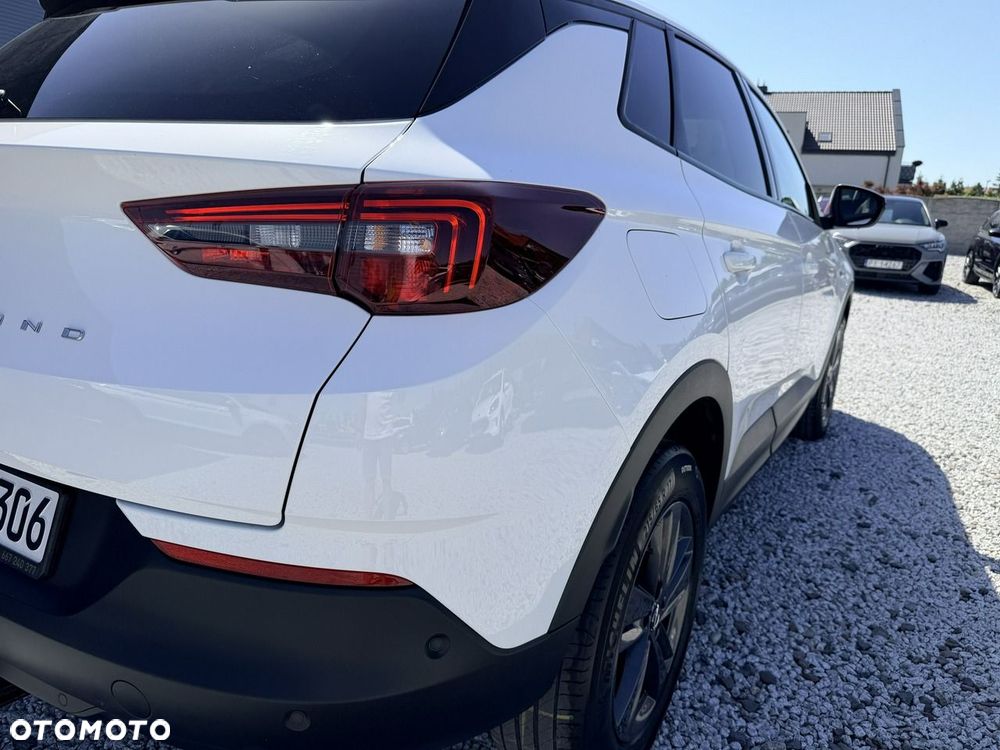 Opel Grandland - 10