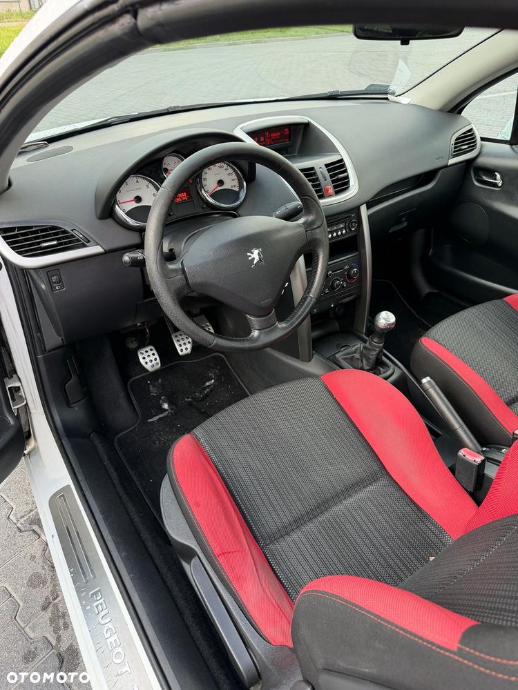 Peugeot 207 CC - 12