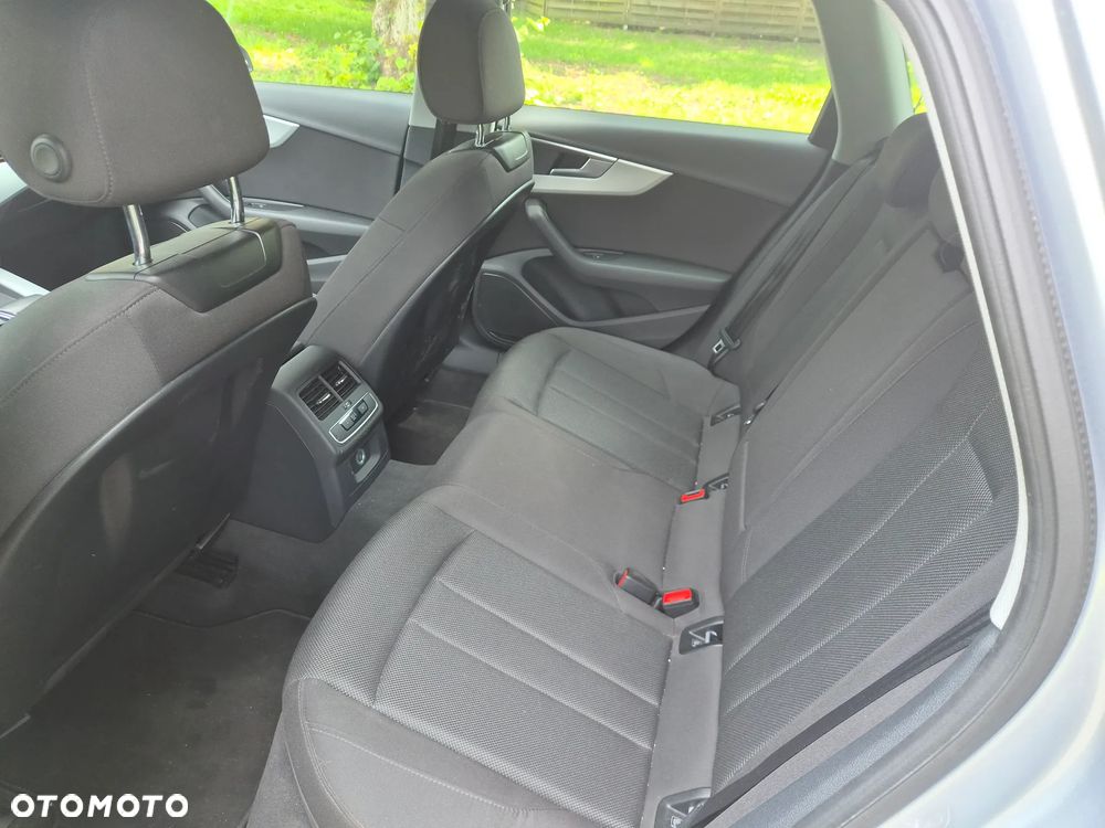 Audi A4 Avant 40 TDI Quattro Advanced S tronic - 18
