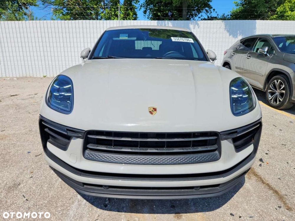 Porsche Macan - 2