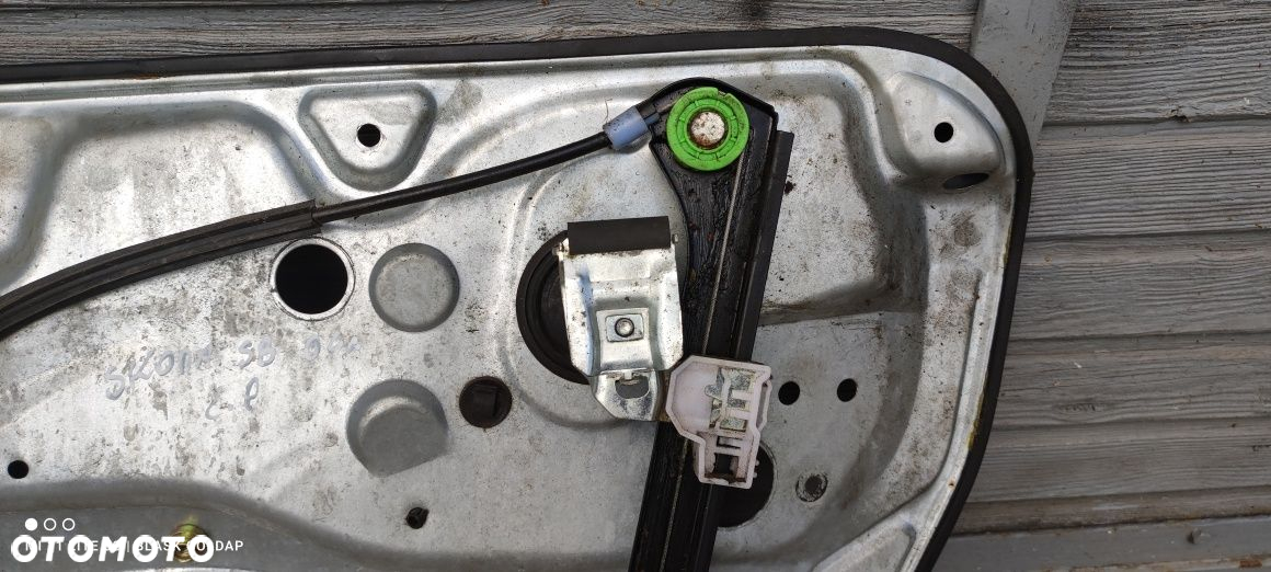 Mechanizm Podnoszenia Szyby Lewy Przód Zamienik Skoda SuperB 2004 - 4