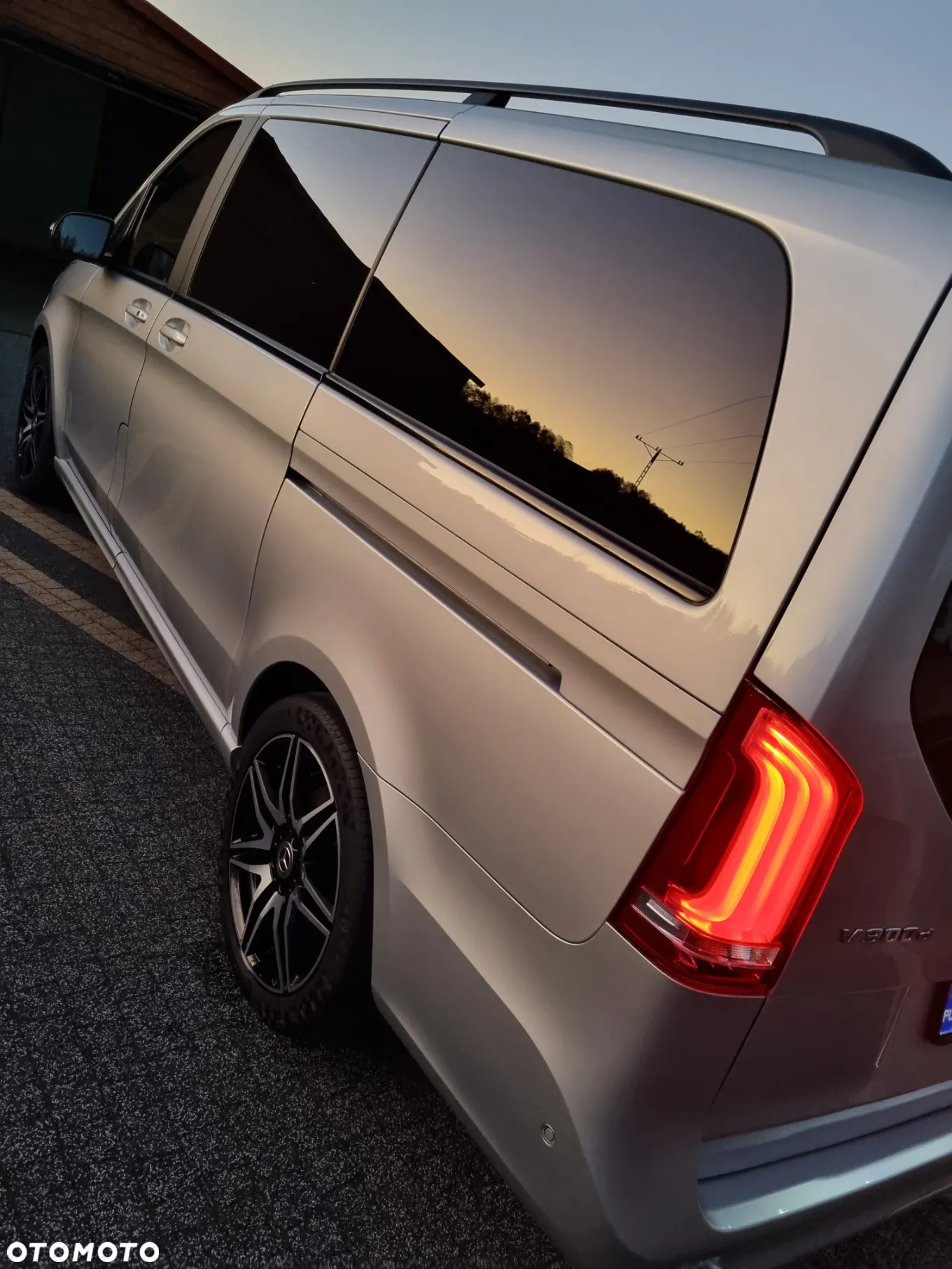 Mercedes-Benz Klasa V 300 d 4-Matic 9G-Tronic (d³ugi) - 23