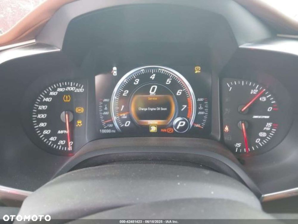 Chevrolet Corvette - 14