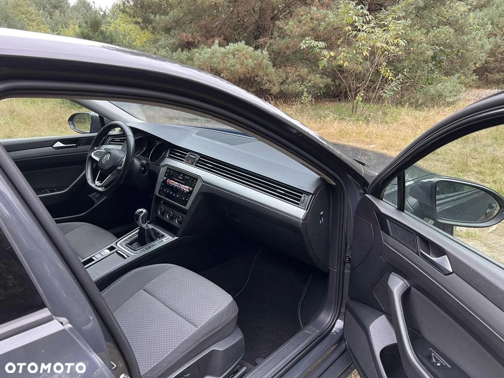 Volkswagen Passat 1.5 TSI EVO Comfortline - 7