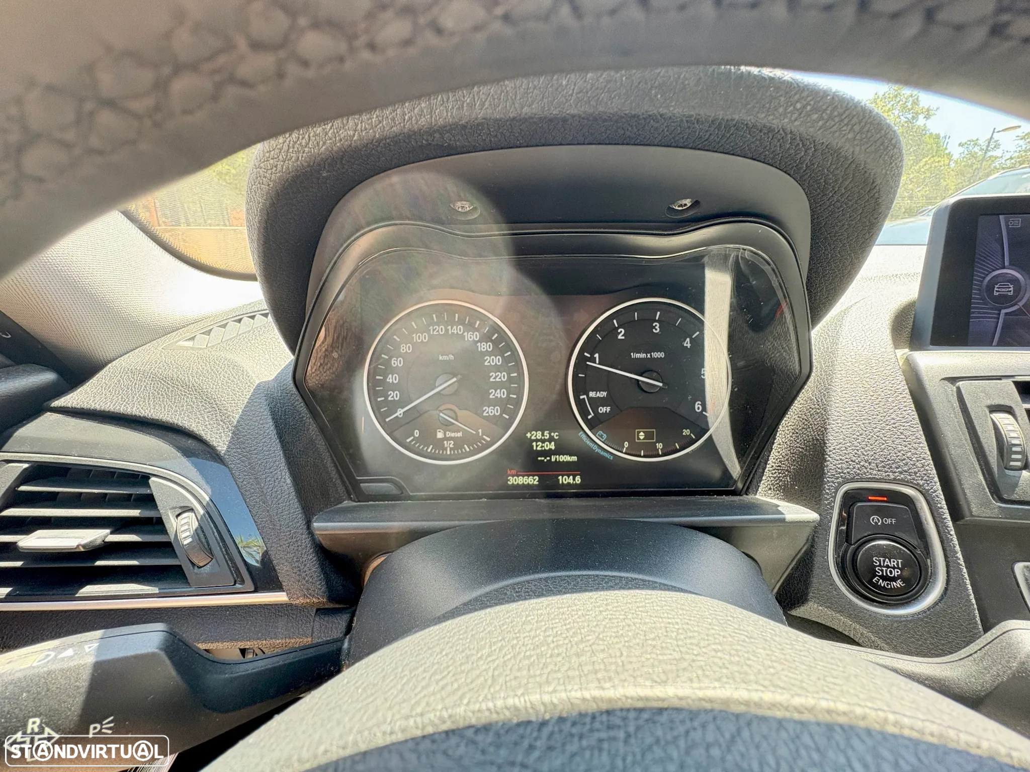 BMW 118 d Line Urban - 11