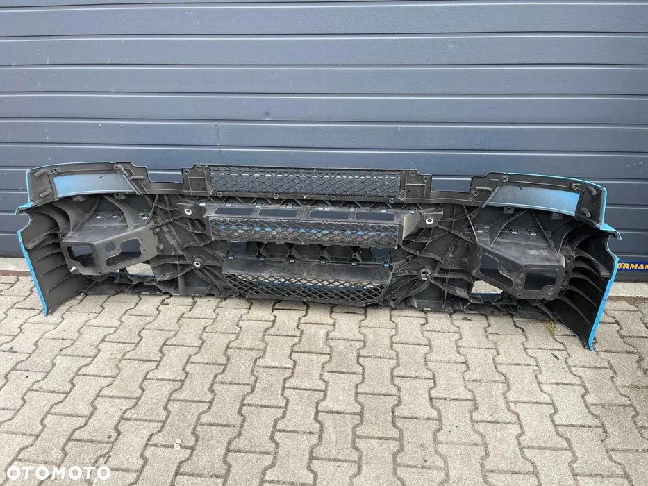 Zderzak Iveco Hi Way 2015rok - 2