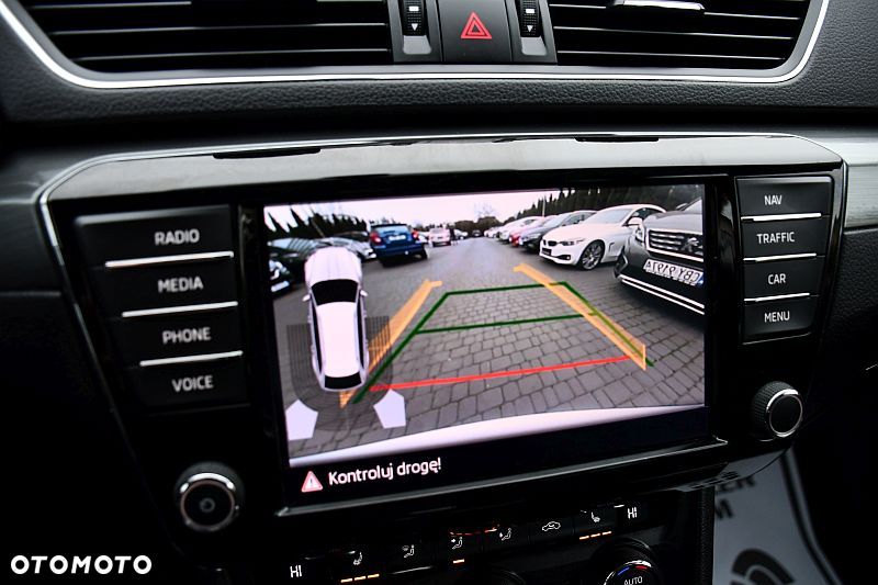 Skoda Superb 1.6 TDI DSG Style - 39