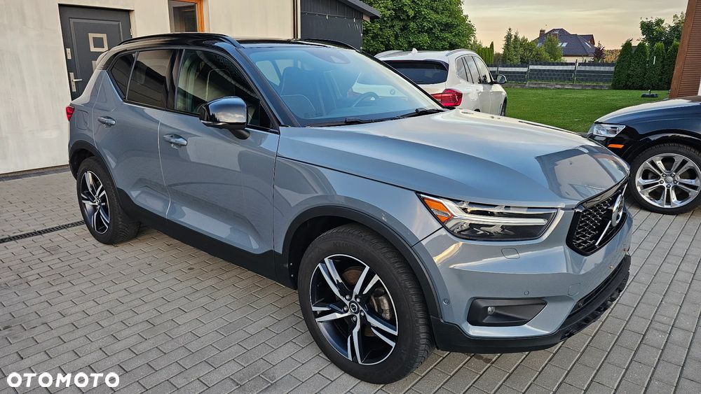Volvo XC 40 B4 B AWD Geartronic RDesign - 1