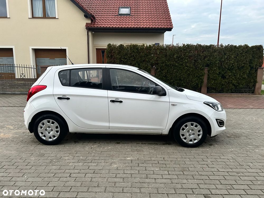 Hyundai i20 1.1 CRDi Classic + - 5