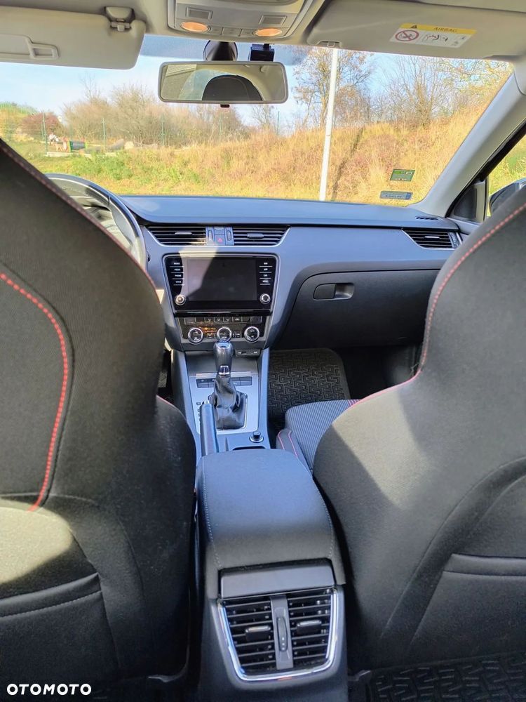 Skoda Octavia 2.0 TDI Ambition DSG - 12
