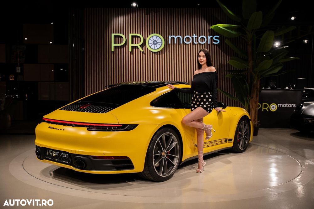 Porsche 911 4S PDK - 31