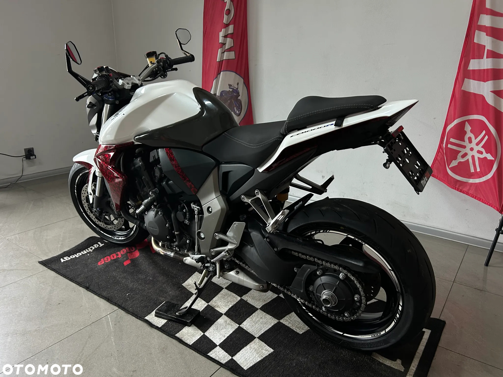 Honda CB - 6