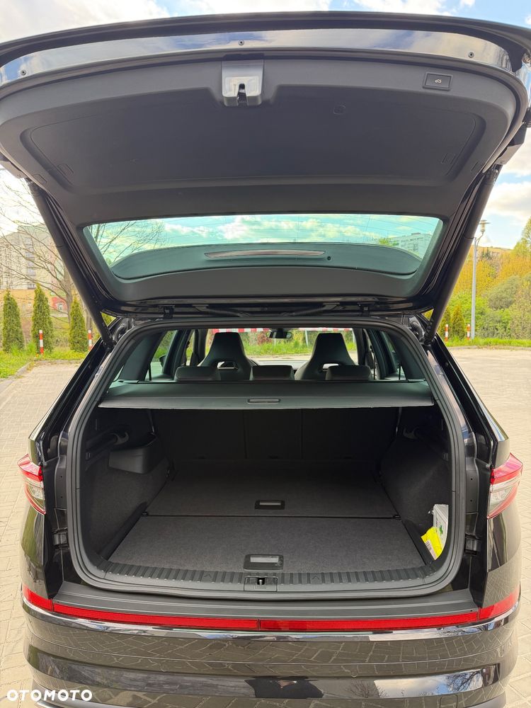 Skoda Kodiaq 2.0 TSI 4x4 DSG RS - 9