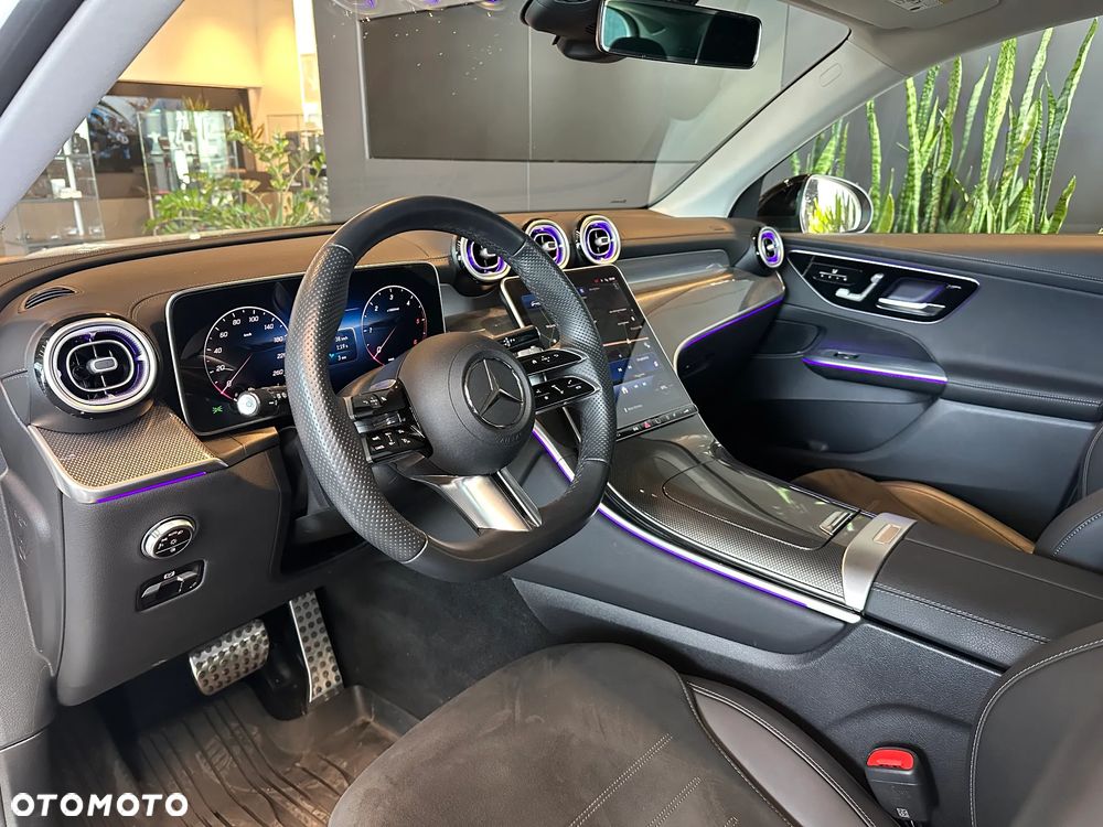 Mercedes-Benz GLC - 7