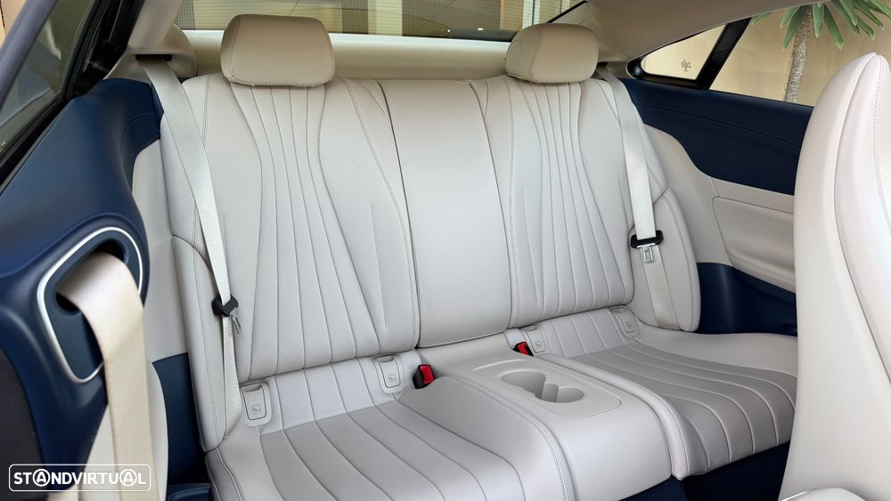 Mercedes-Benz E 220 d 9G-TRONIC Night Edition - 23