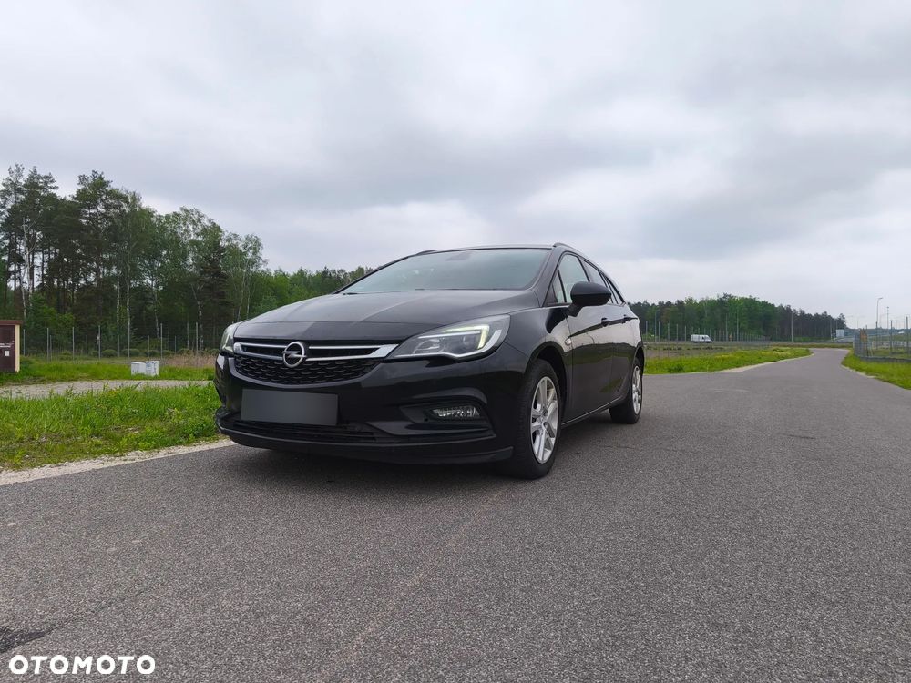 Opel Astra 1.6 CDTI Dynamic - 2
