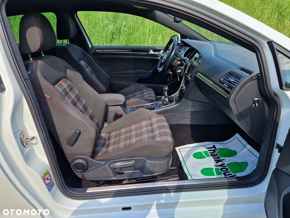 Volkswagen Golf 2.0 TSI BMT GTI - 16