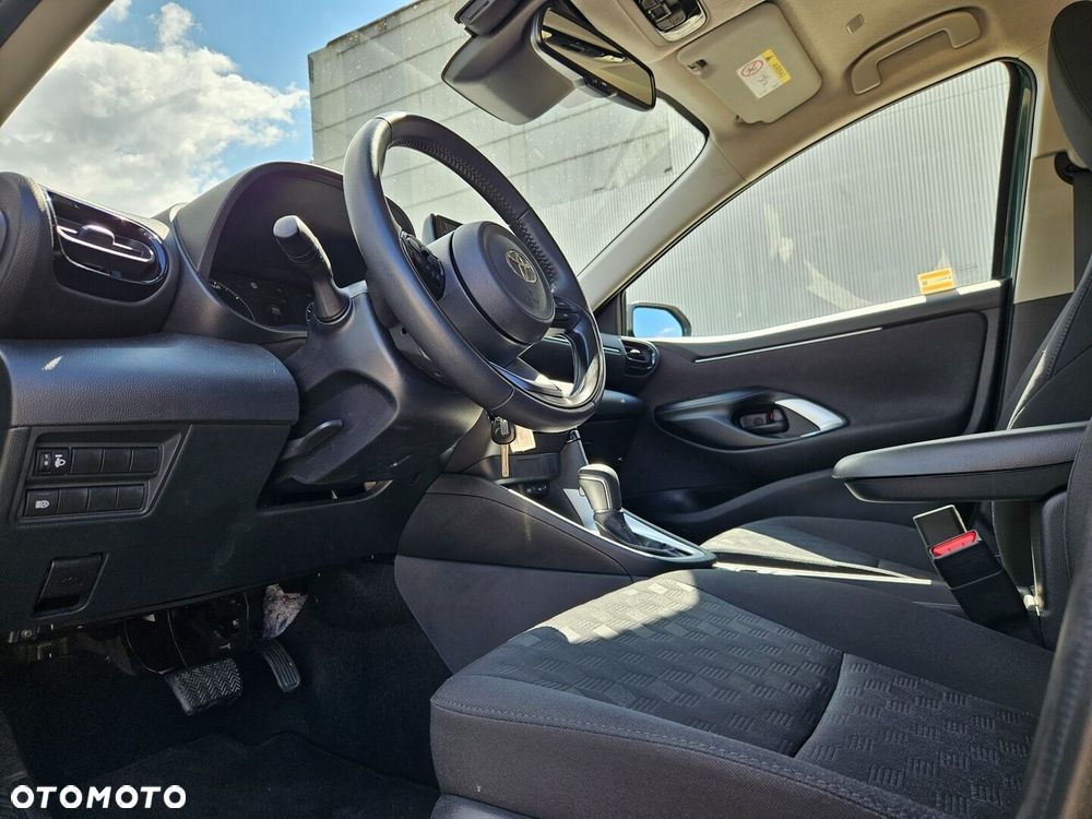 Toyota Yaris - 14