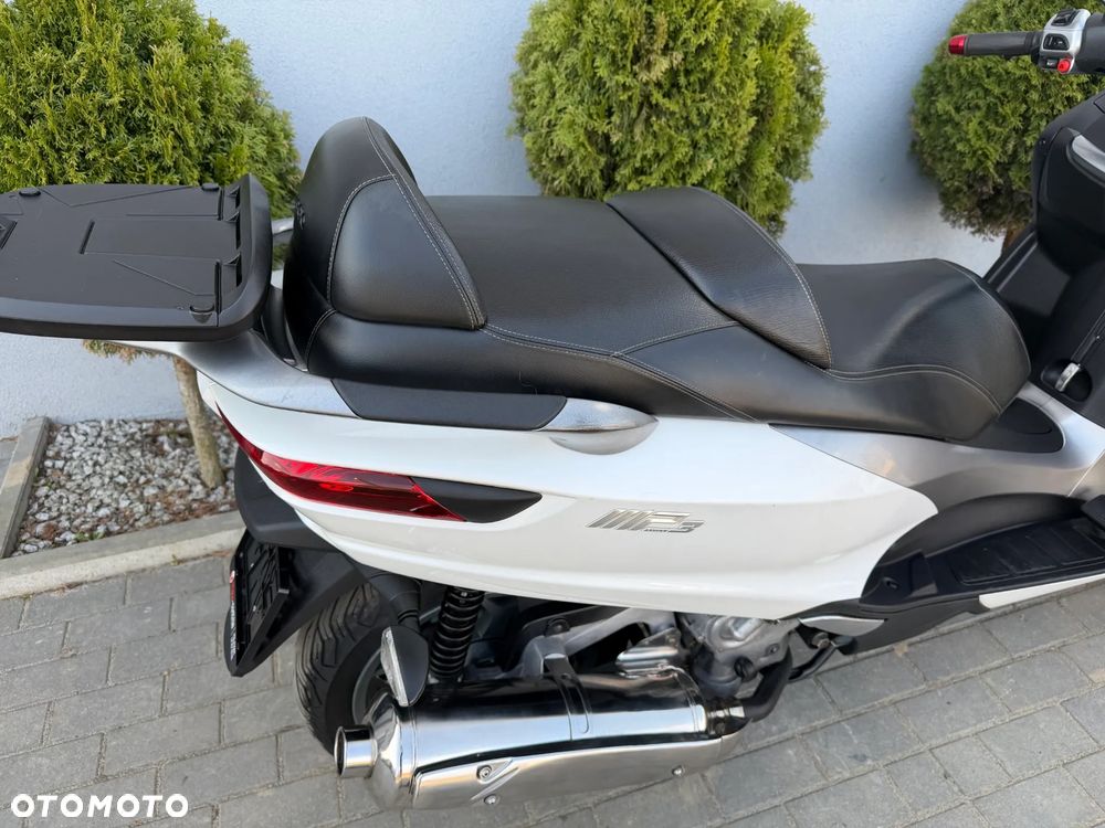 Piaggio MP-3 - 23
