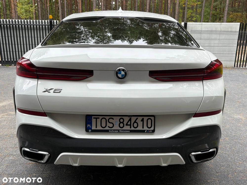 BMW X6 xDrive40i - 9