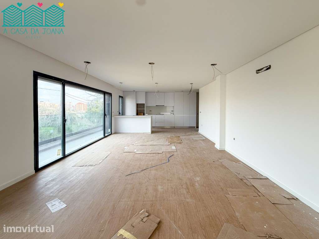 Apartamento T3 Duplex com Terraço em Esgueira - Grande imagem: 4/25
