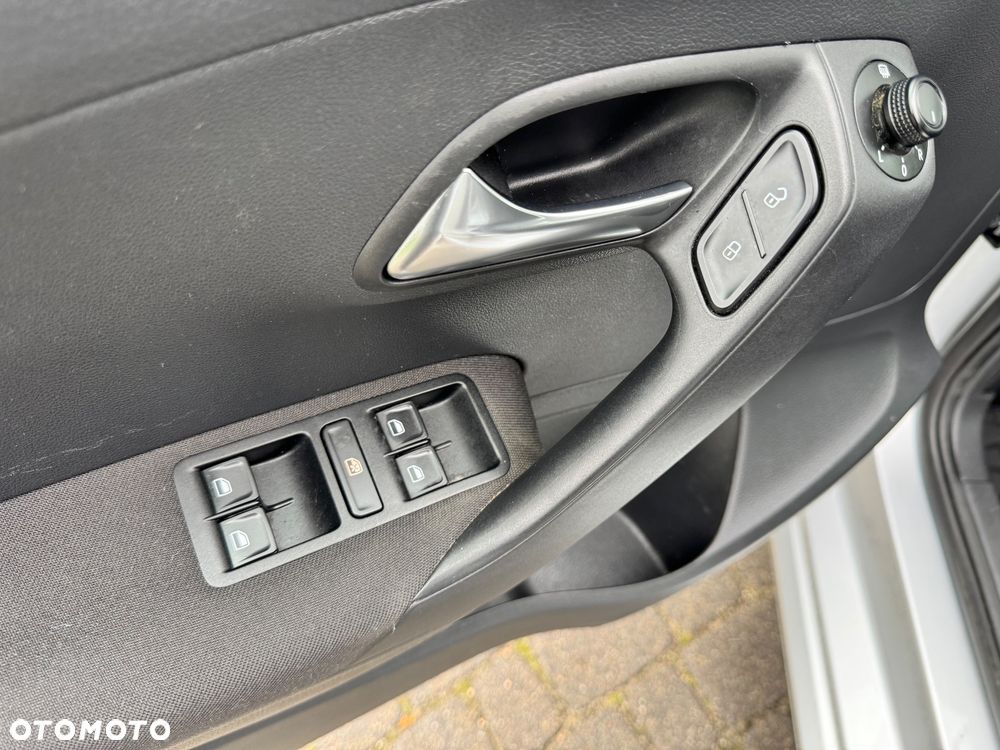 Volkswagen Polo 1.4 TDI (Blue Motion Technology) Comfortline - 7