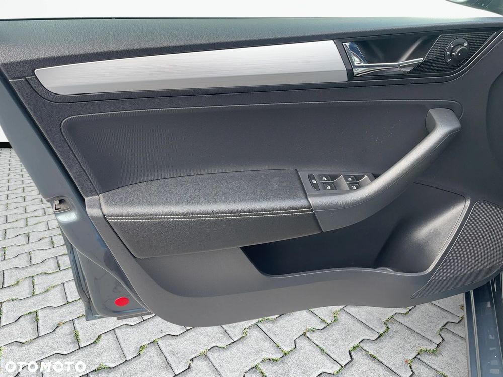 Skoda RAPID 1.0 TSI Ambition - 14