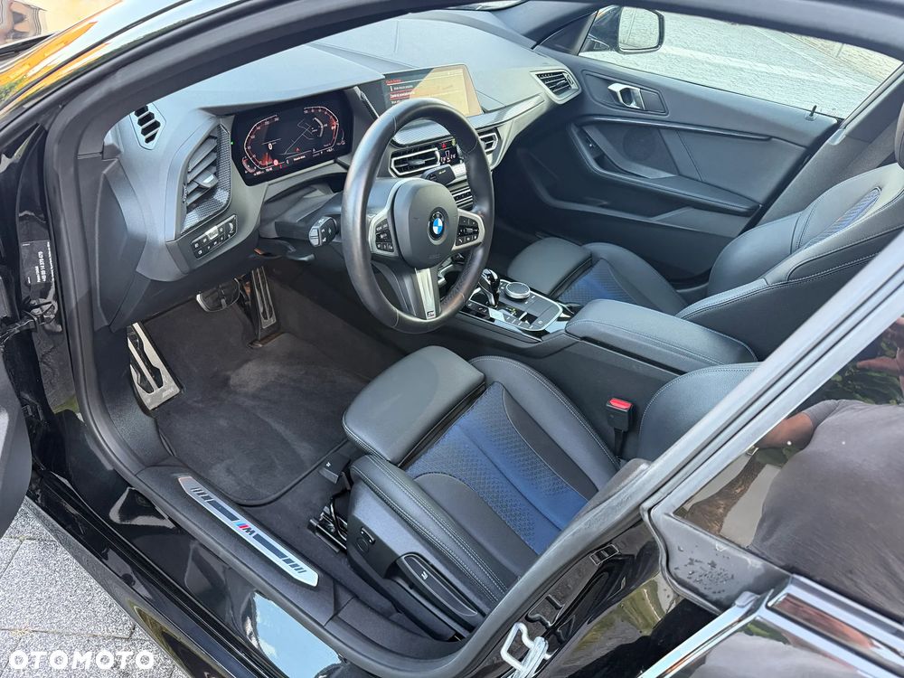 BMW Seria 2 218i M Sport - 11