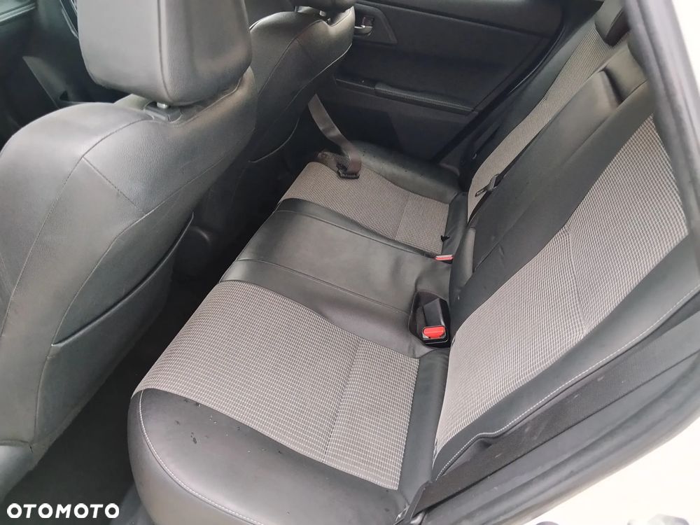 Toyota Auris Hybrid 135 Premium - 13